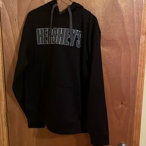 Hersheys Sweatshirt. Size Large.